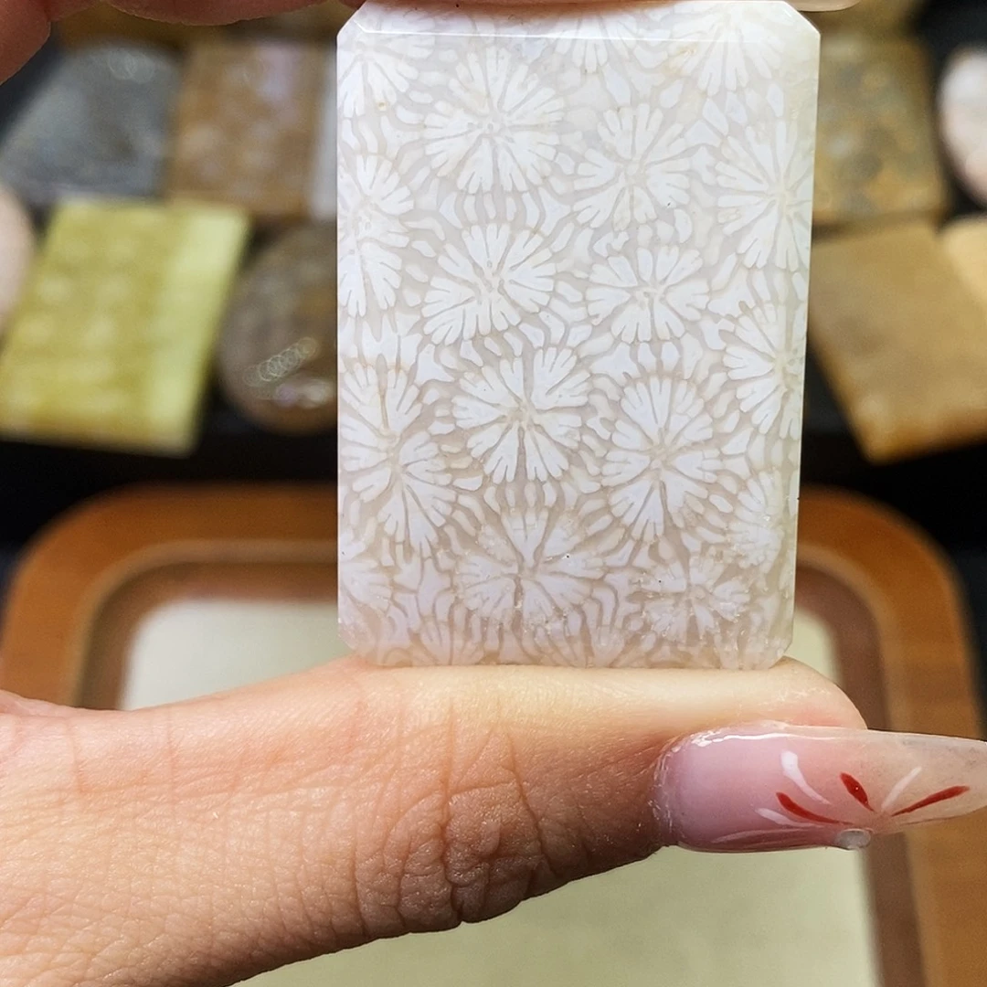 硅化玉颈饰合金用****0