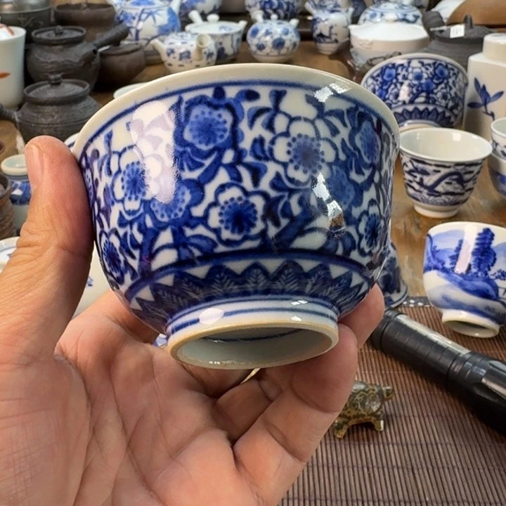 青花瓷器杯子瓷器
