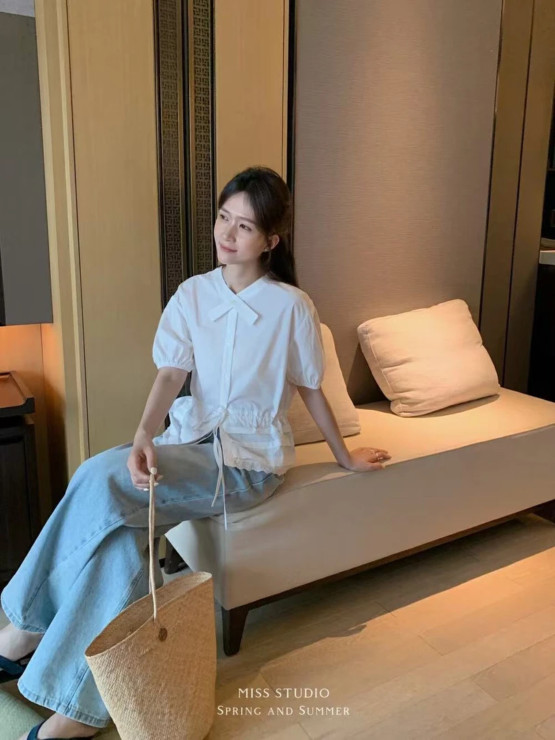 密思@33138 韩系甜美压褶蕾丝拼接泡泡袖小衫