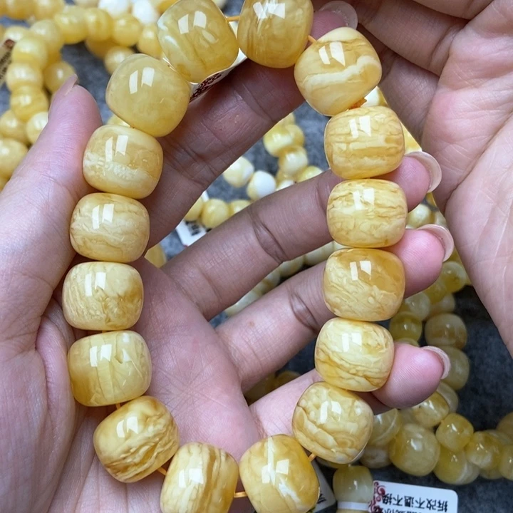 琥珀未镶嵌珠宝奇石27