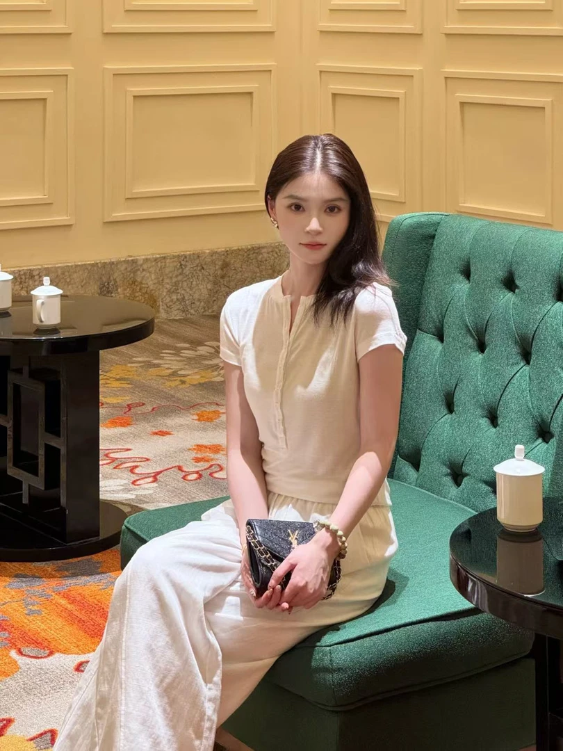 崛起的小个子T恤圆领排扣微透女2025新款夏季薄款上衣正肩25XT842