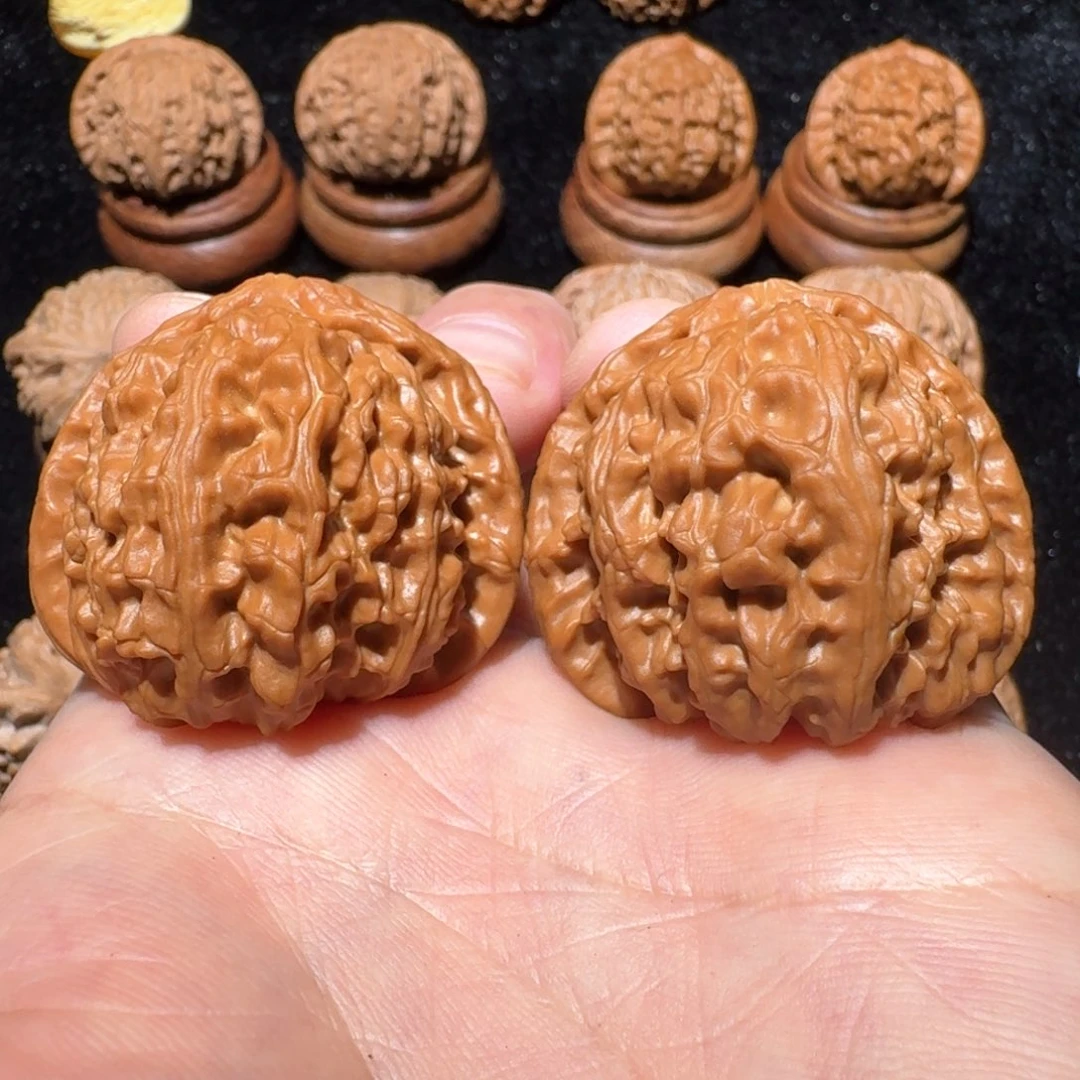 吊坠文玩核桃三角白