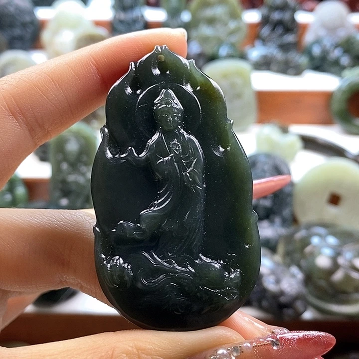 和田玉颈饰未镶嵌