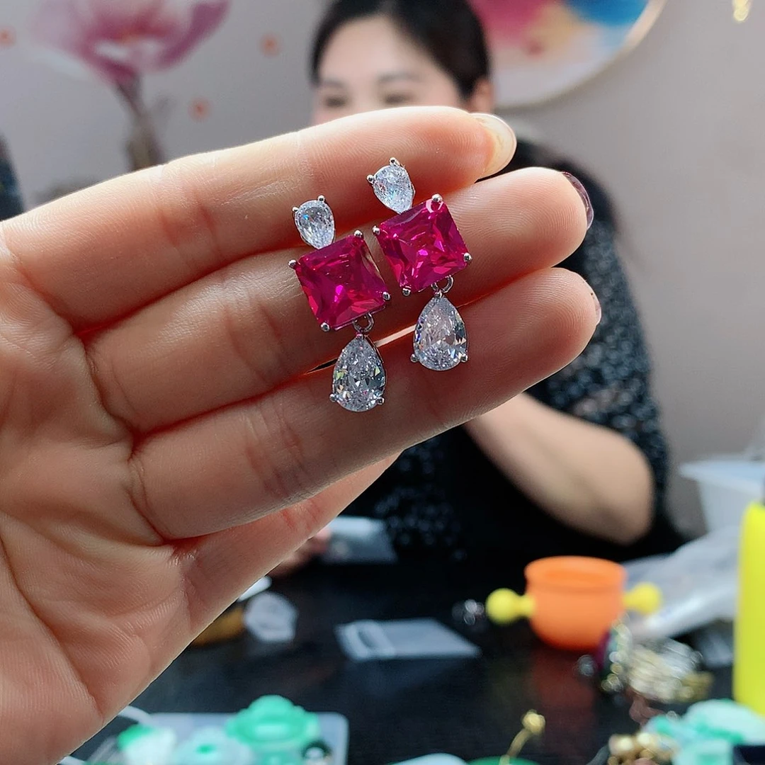 【闪购商品】红宝石耳饰未镶嵌，