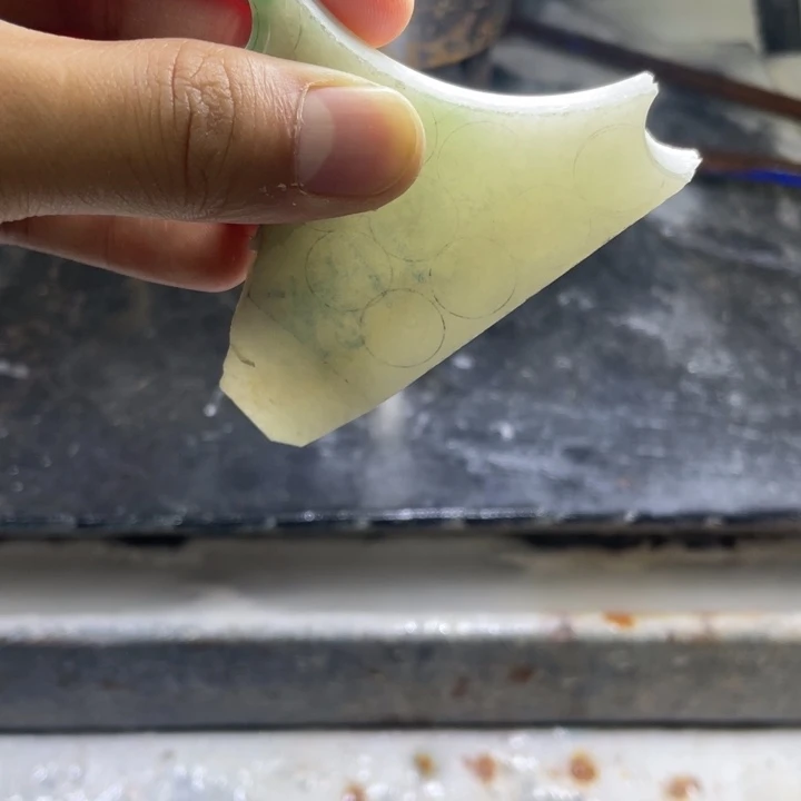 翡翠裸石虎虎珠宝手镯定制