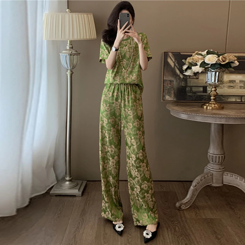 时尚印花套装女春夏款洋气减龄气质显瘦花色短袖上衣阔腿裤两件套