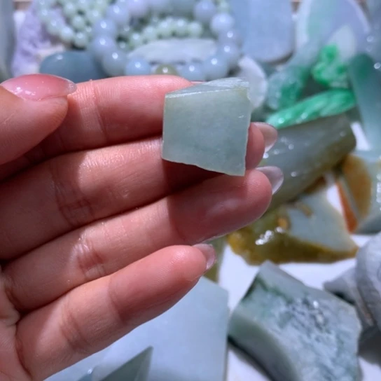 翡翠散珠翡翠边角料