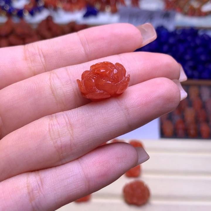 亿***艺南红玛瑙未镶嵌珠宝半成品7
