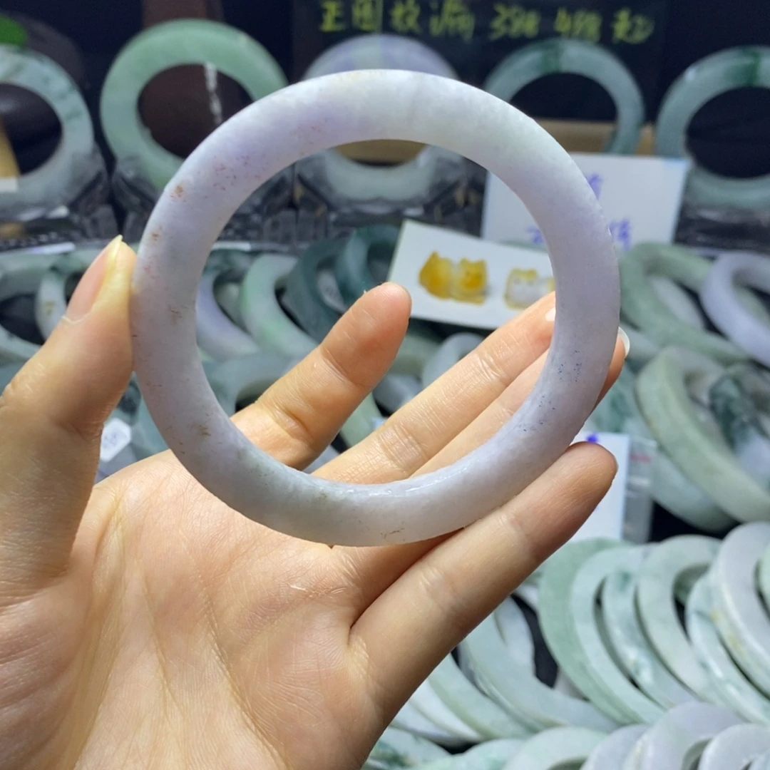 定制翡翠未镶嵌手镯
