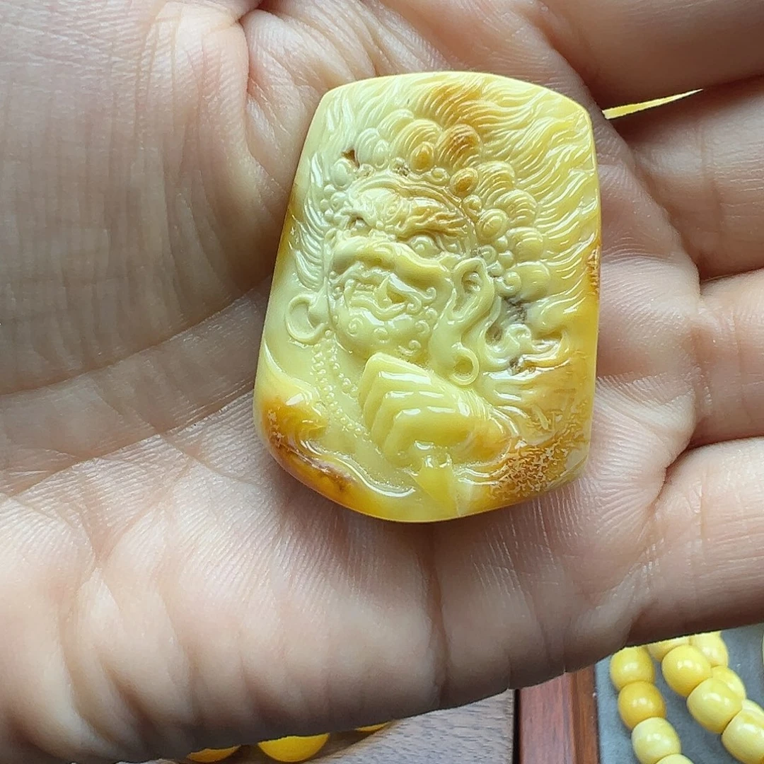 琥珀未镶嵌颈饰未镶嵌大黑天雕刻件