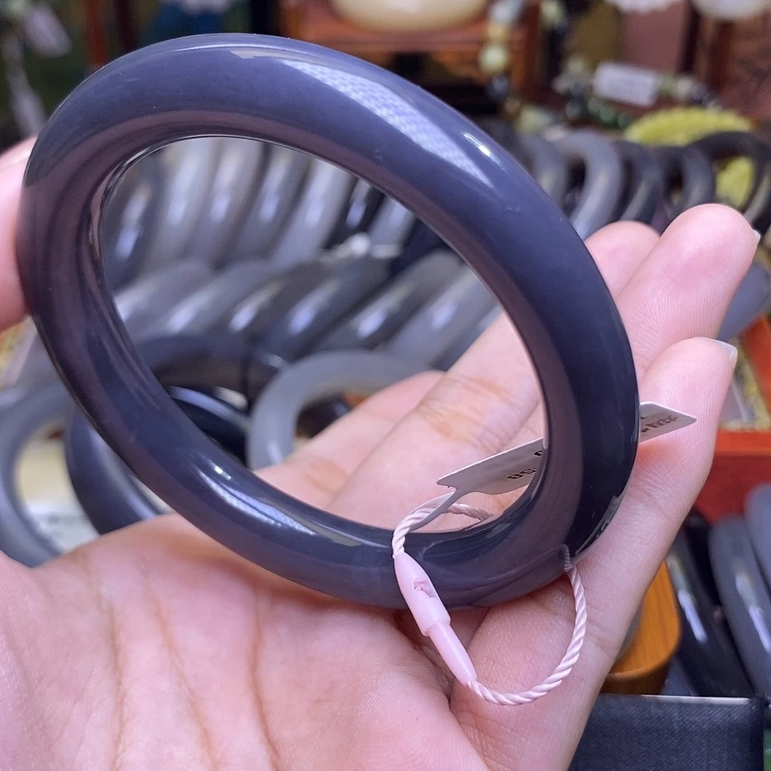 和田玉未镶嵌颈饰浓烟紫圆条老矿料手镯56.8