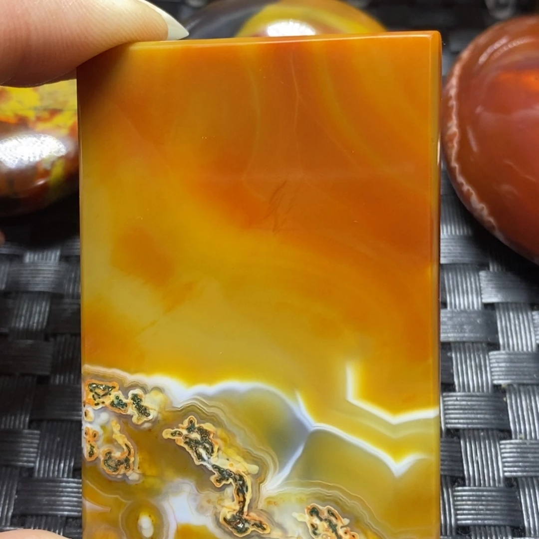 玛瑙/玉髓挂件未镶嵌