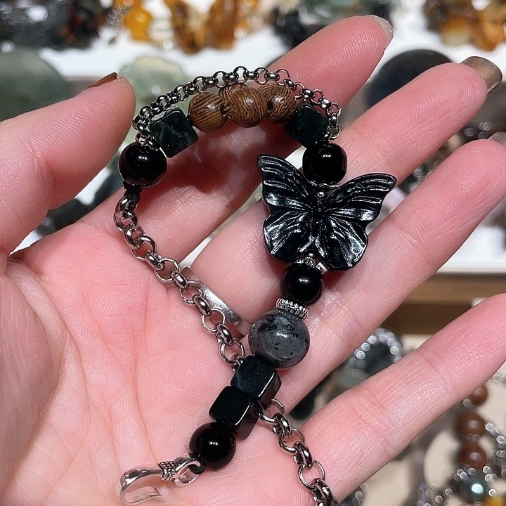 蛇纹石玉合金颈饰