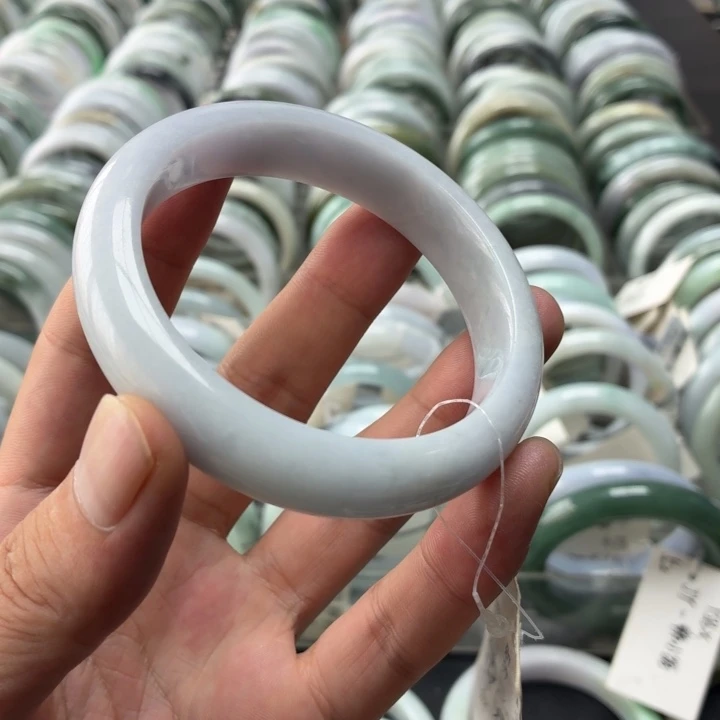 翡翠未镶嵌手镯翡翠手镯