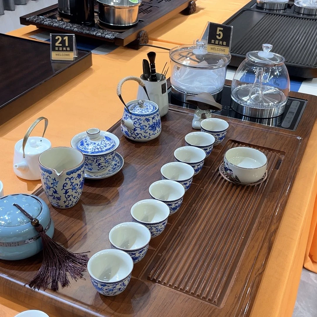 茶盘和大块一起在一