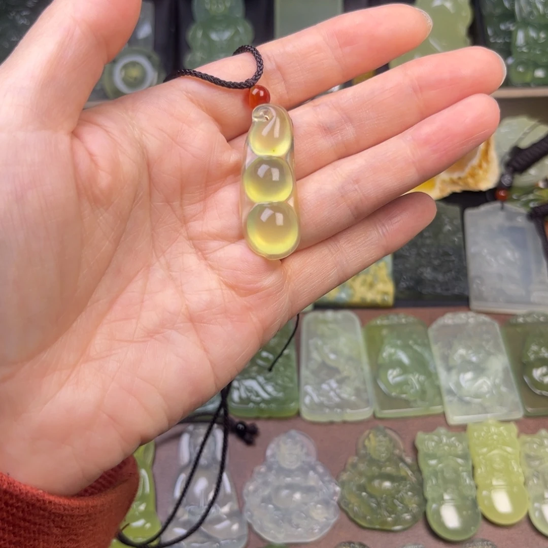 蛇纹石玉未镶嵌吊坠(赠链)