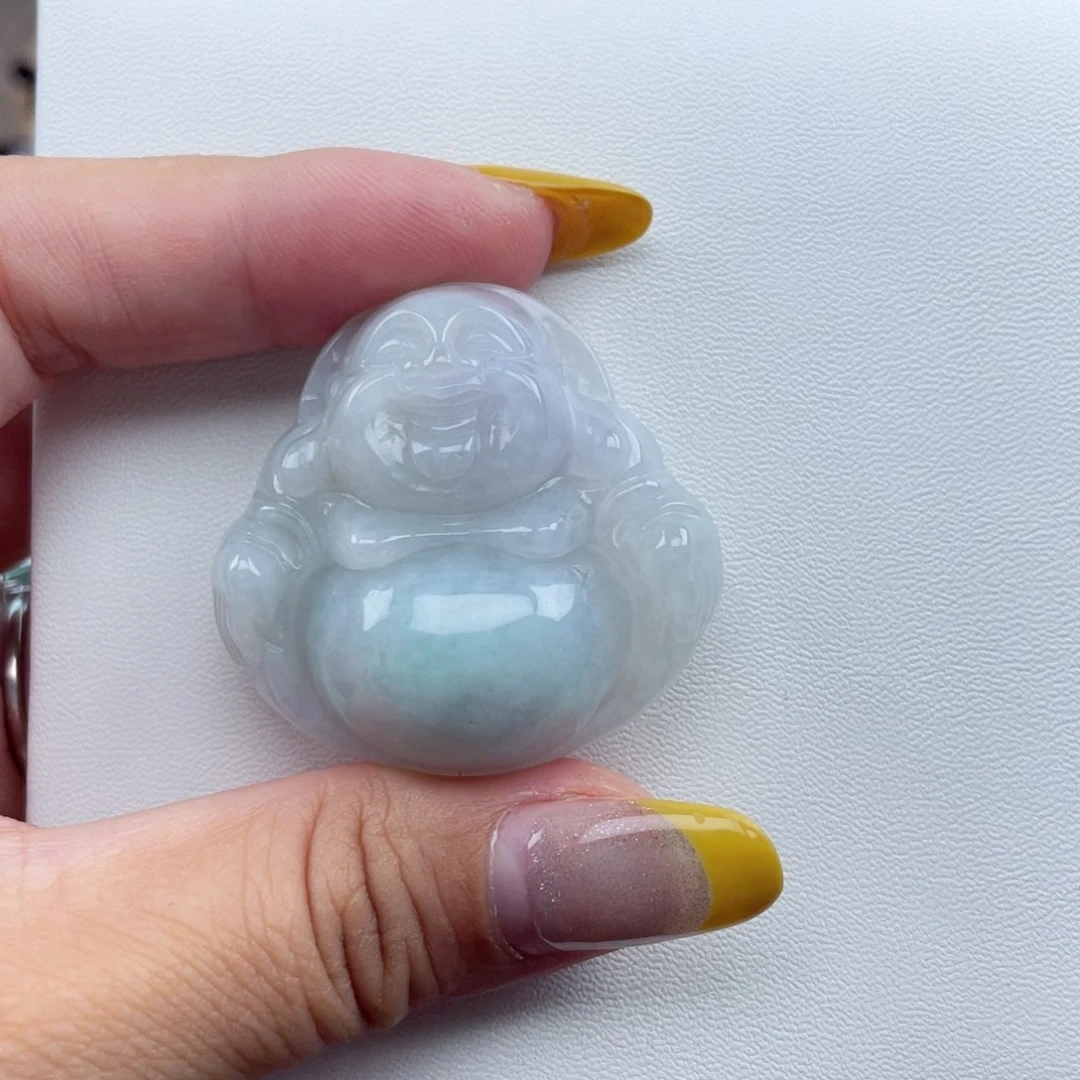 翡翠未镶嵌颈饰倾**生