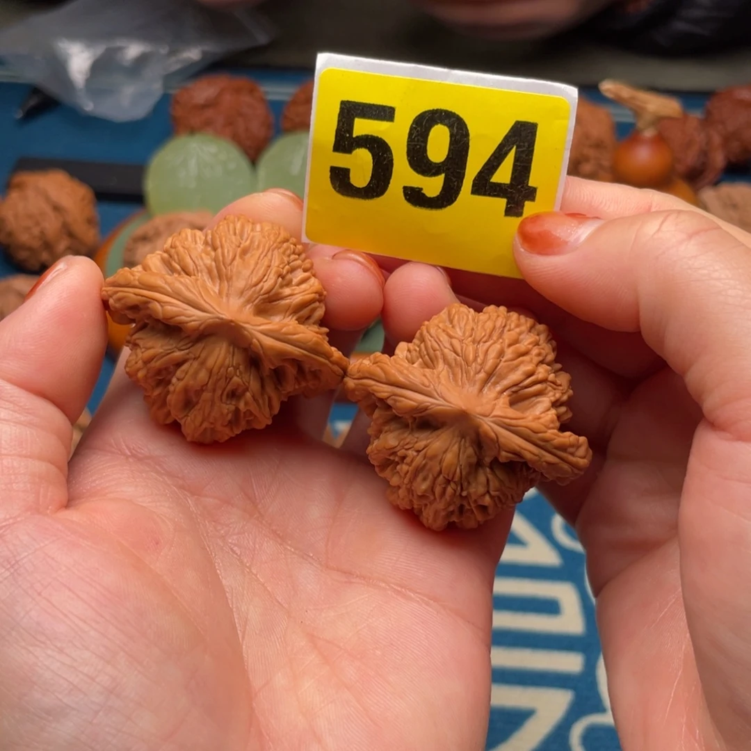 文玩核桃吊坠42全品粗筋虎头594号