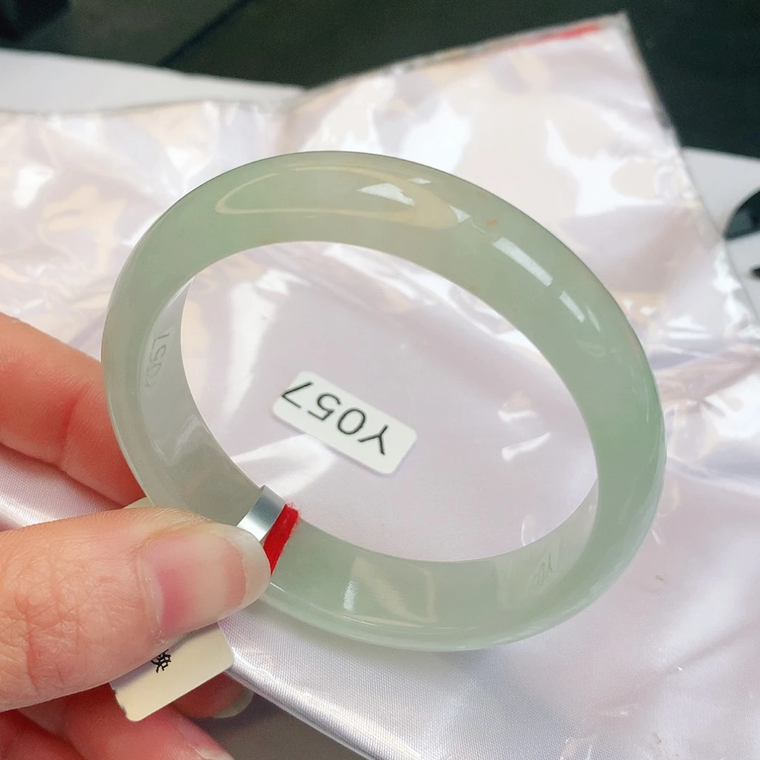 【闪购商品】翡翠手镯未镶嵌缅甸天然a货翡翠