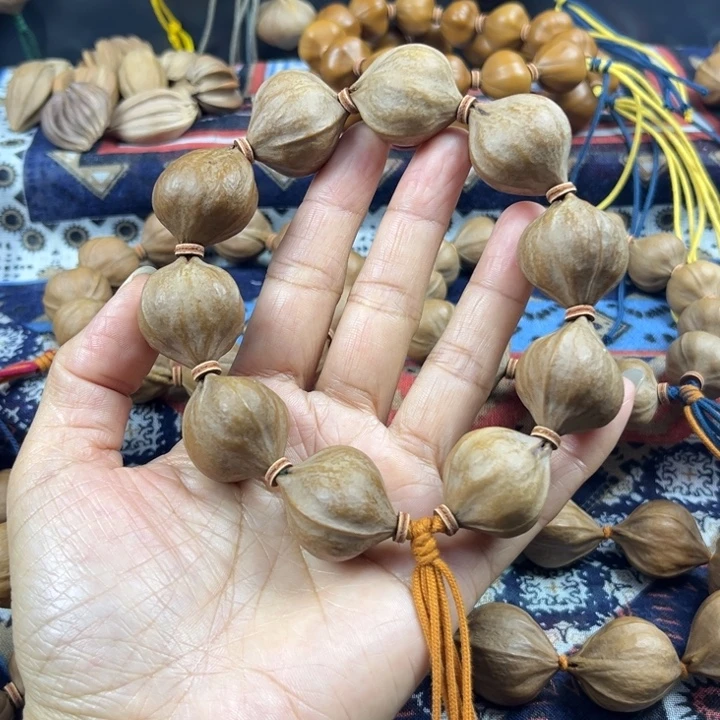 手串/手链橄榄核三花2.2*2.7