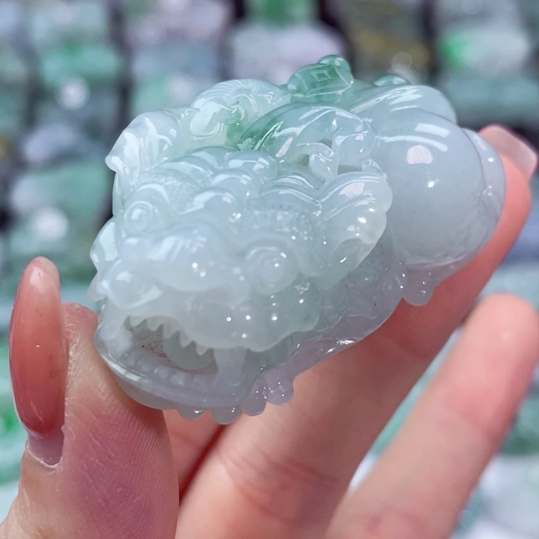 颈饰未镶嵌翡翠天然