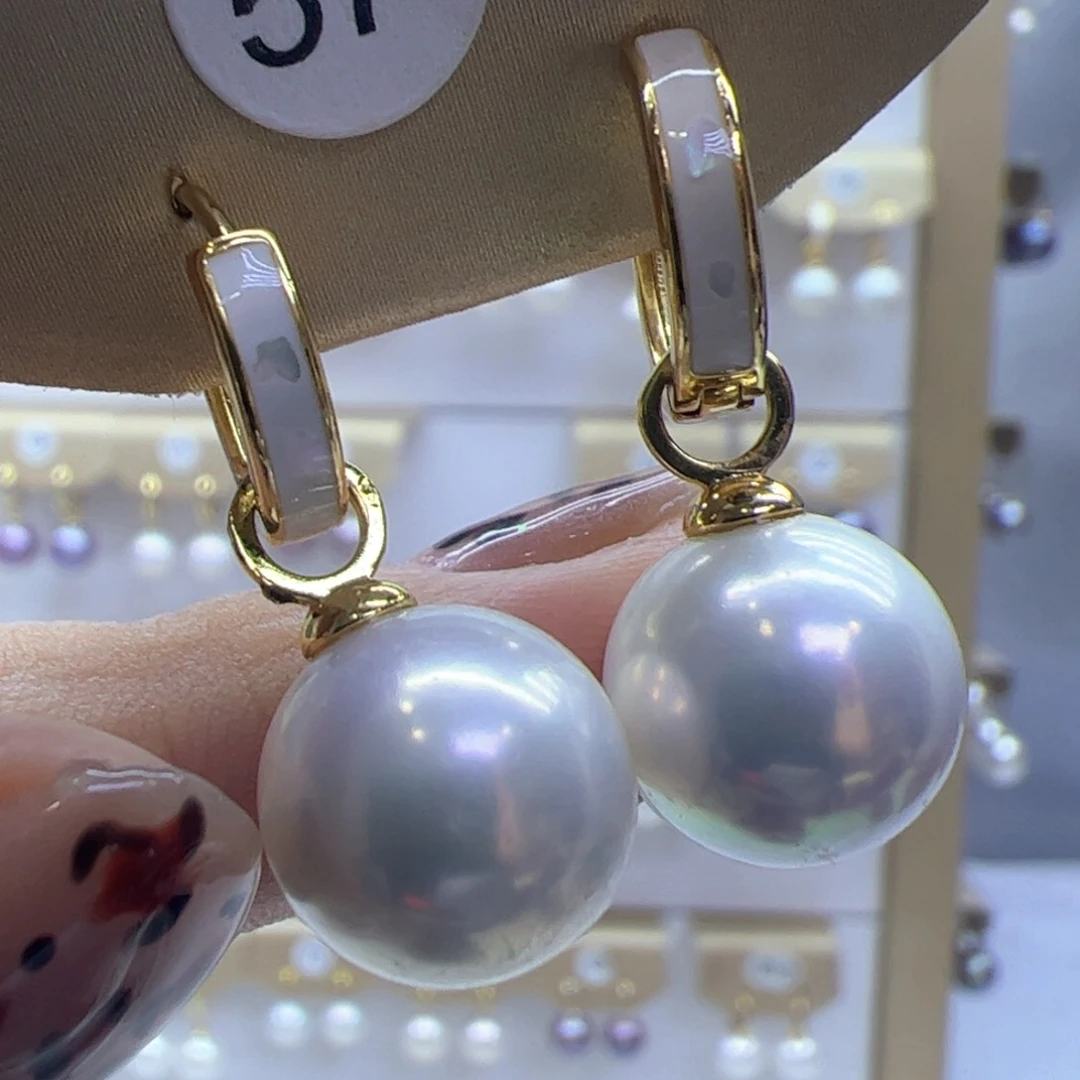 淡水珍珠耳饰未镶嵌