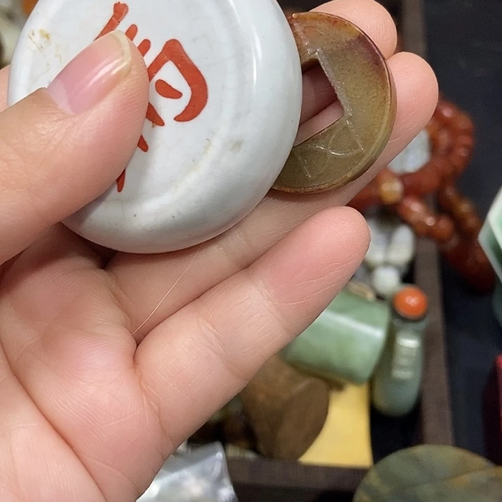 陶瓷制品和各种材料中