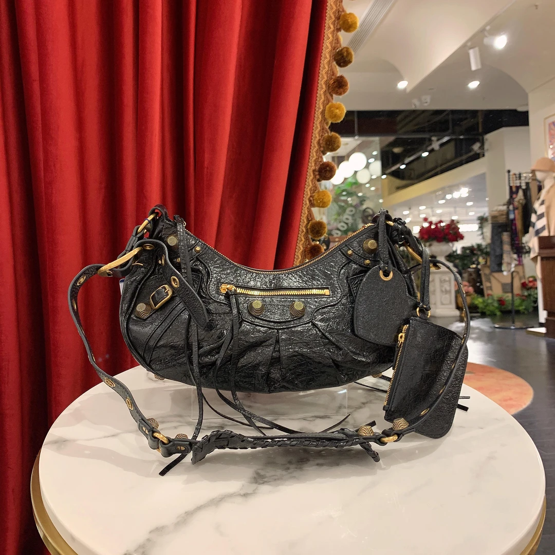 95新 Balenciaga/巴黎世家 GGS月牙包S号黑色金扣油蜡54183727