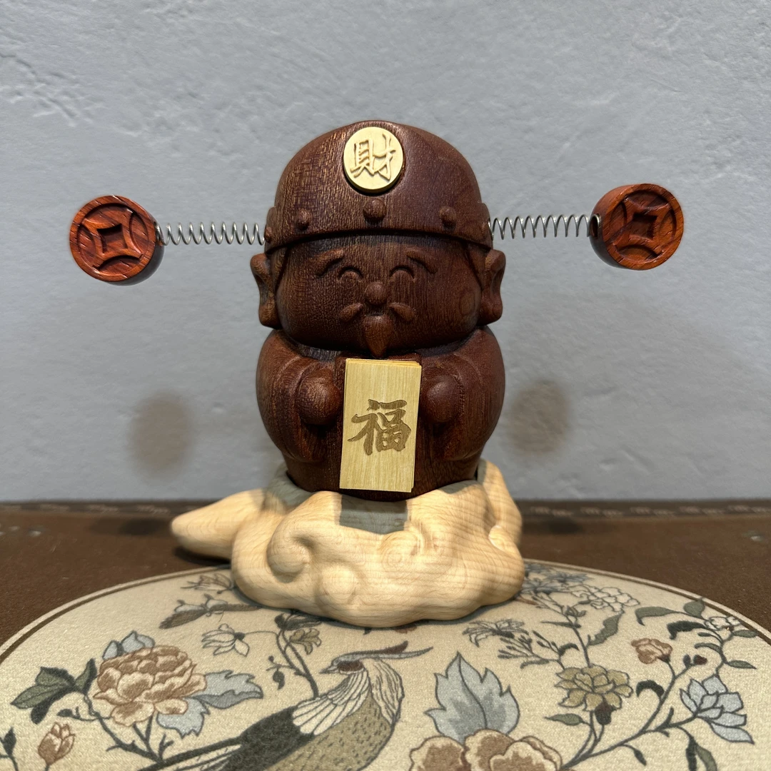 大财神爷一实木桌面创意摆件