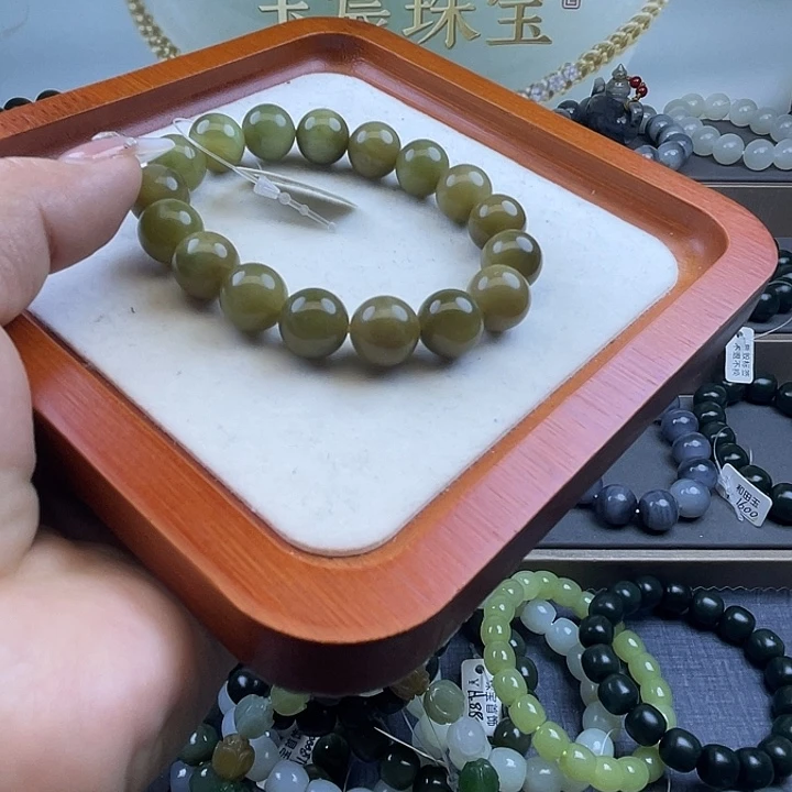 和田玉未镶嵌手链