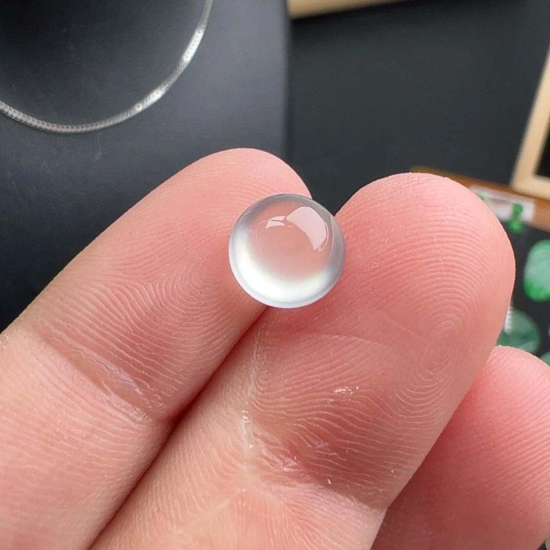 翡翠未镶嵌颈饰蛋面8.3