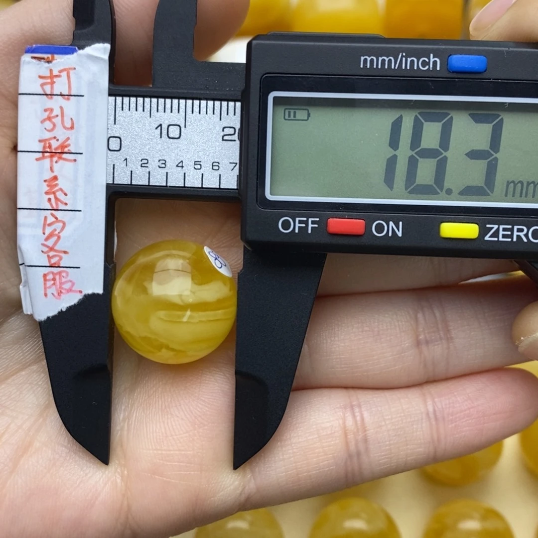琥珀裸石未镶嵌18.3圆珠，默认直发