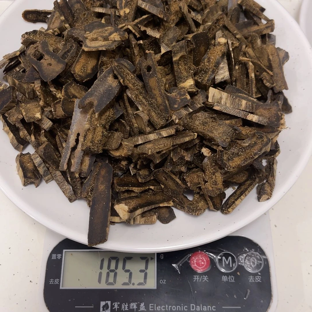 阳***屋沉香沉香碎屑黑身原叶高油片料