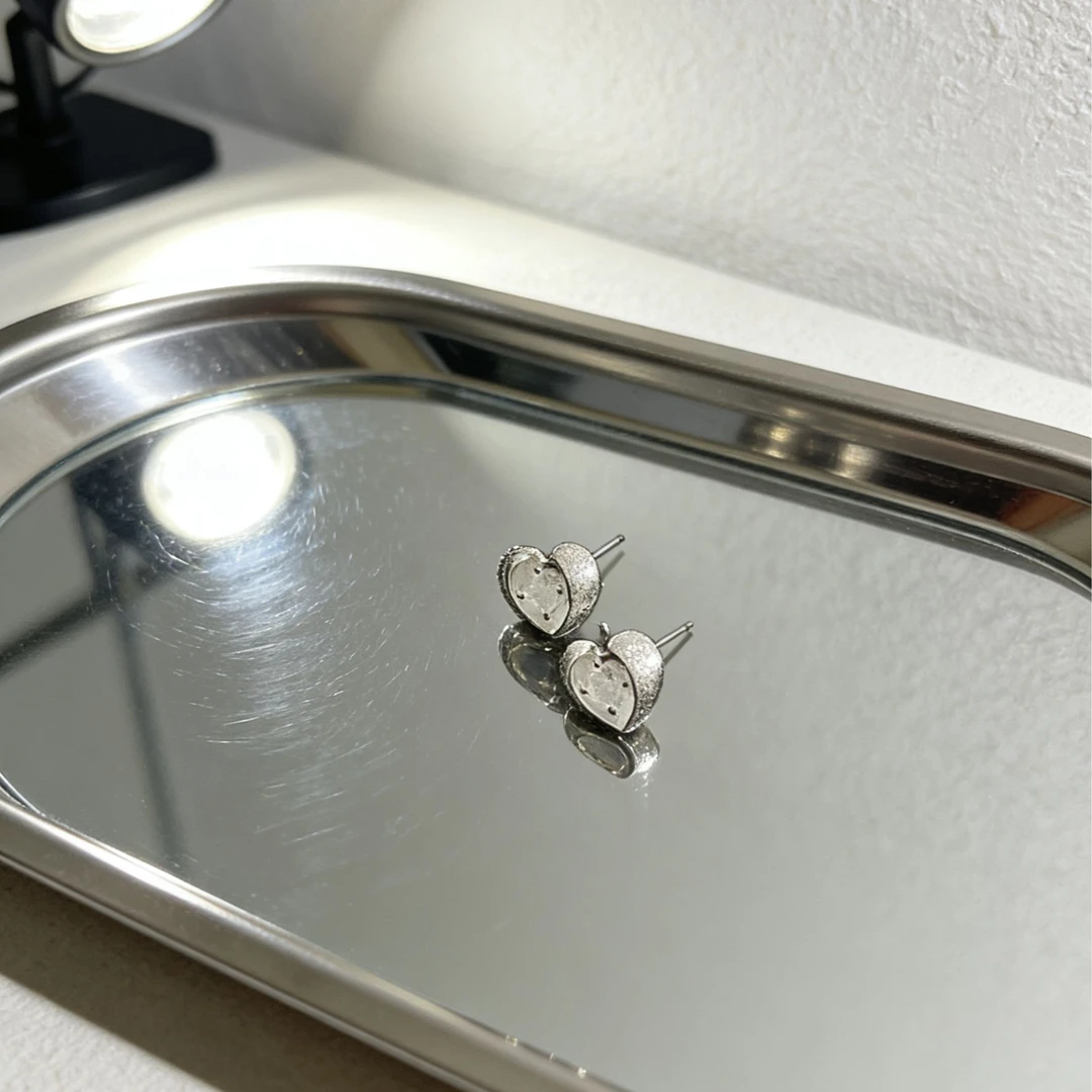 【越美丽】--V金意大利精工拉丝质感高级极简耳饰xmx2311