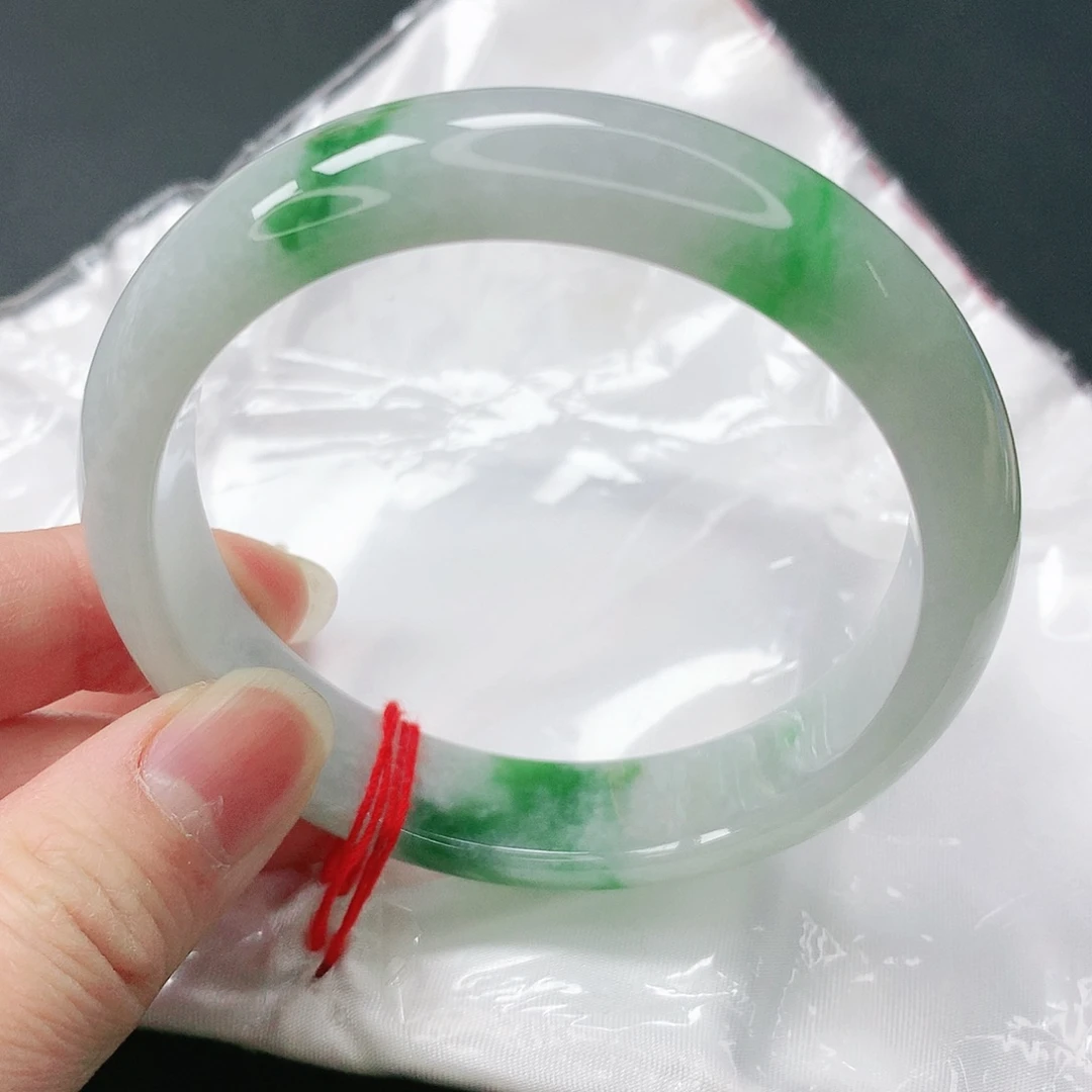 翡翠手镯未镶嵌缅甸天然A货翡翠