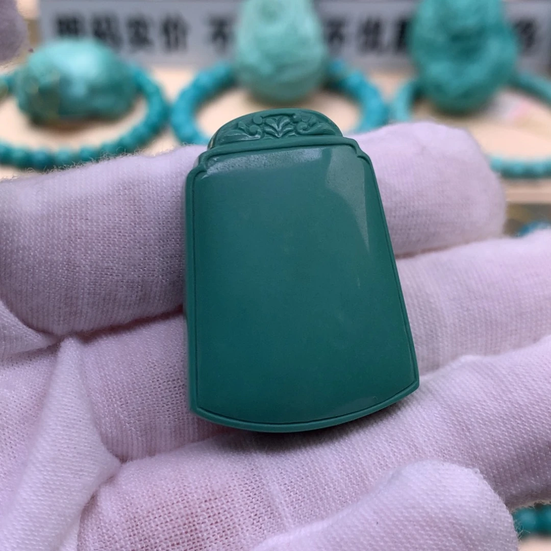 未镶嵌绿松石珠宝奇石
