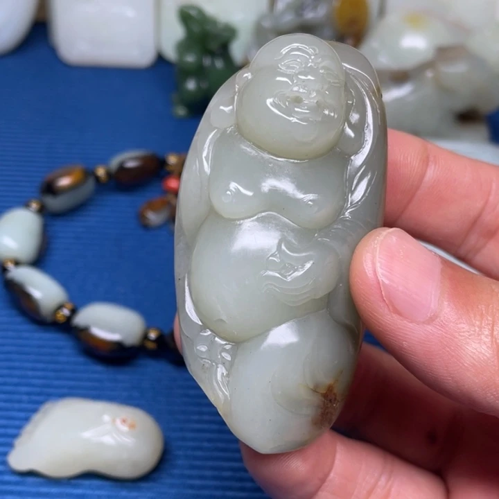 颈饰未镶嵌和田玉山*子