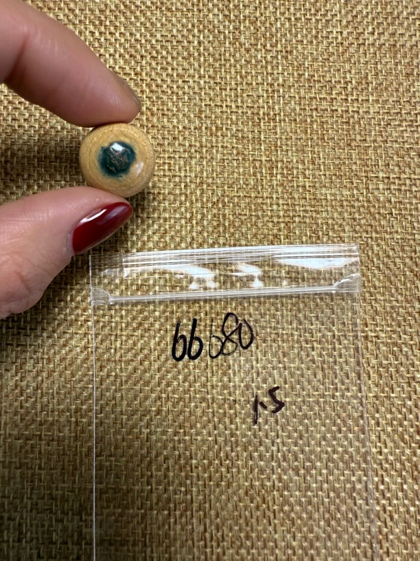 66680亚齐猛犸咖料蓝眼睛单颗配饰