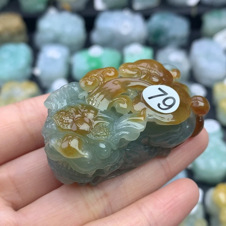 翡翠颈饰未镶嵌天然缅甸A货翡翠貔貅吊坠