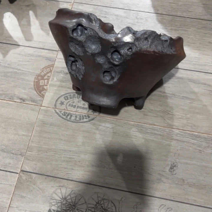 叶***李花盆紫砂宜兴紫砂工艺厂。