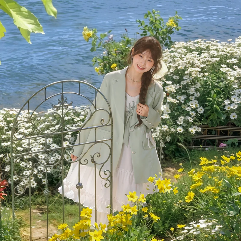 风铃花森女部落原创初恋仙气小白裙度假风叠穿连衣裙夏季时尚套装