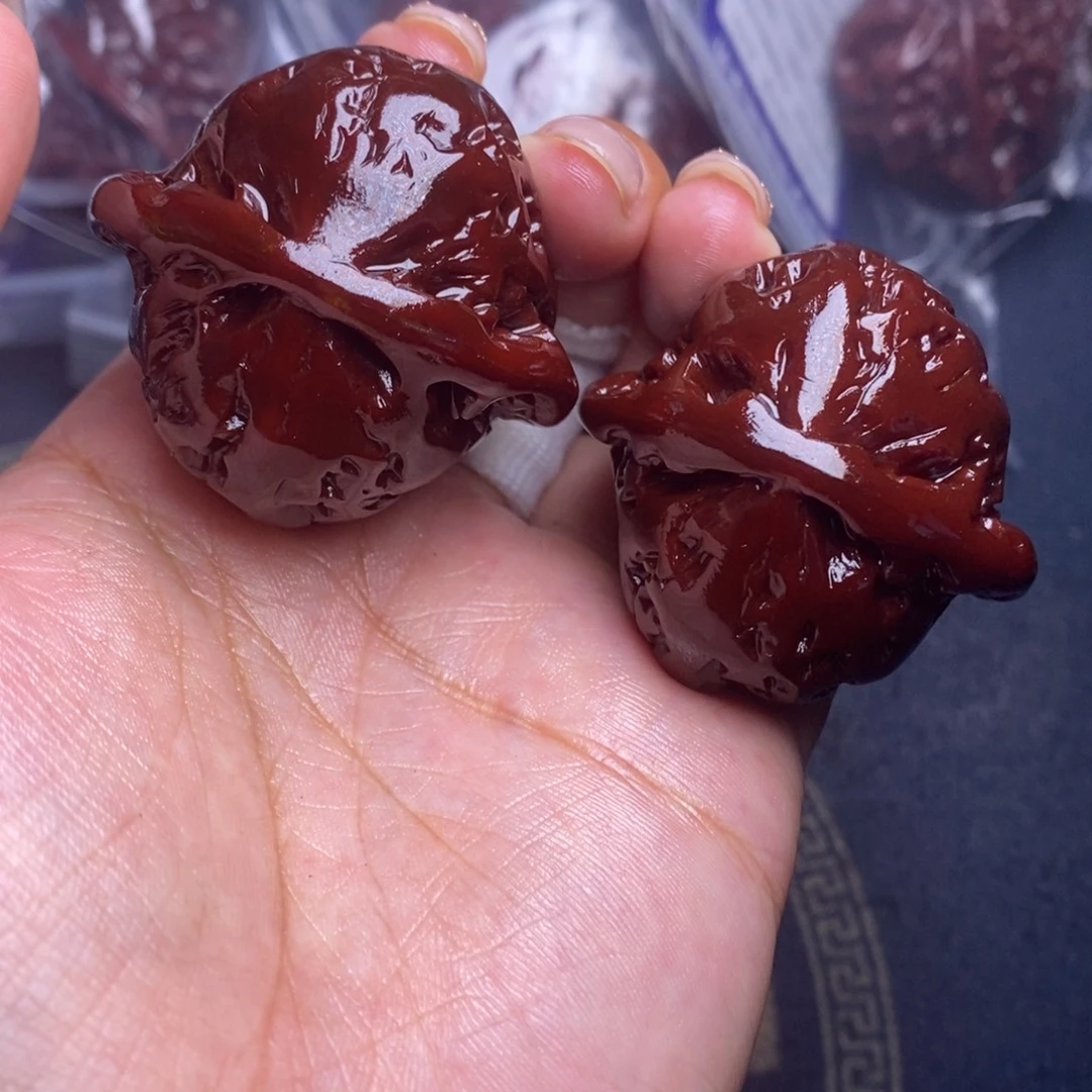 伊***路文玩核桃吊坠白狮子44