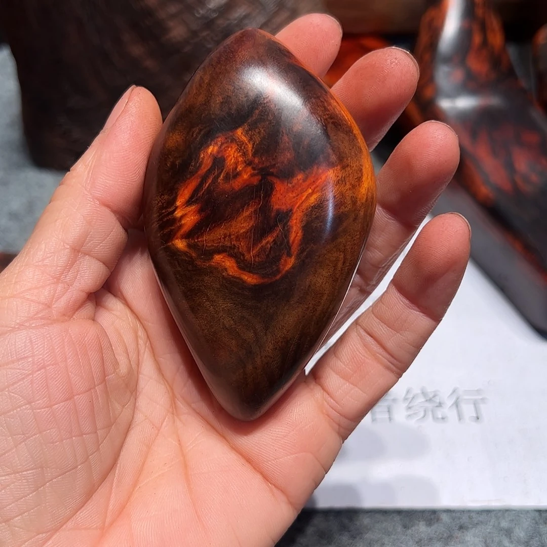 交趾黄檀（大红酸枝）m**s