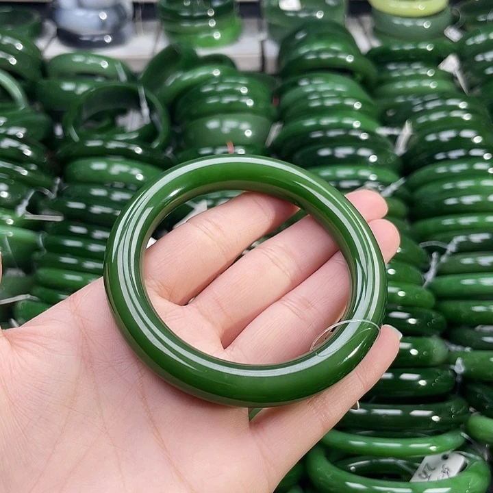 未镶嵌手镯和田玉（碧玉）