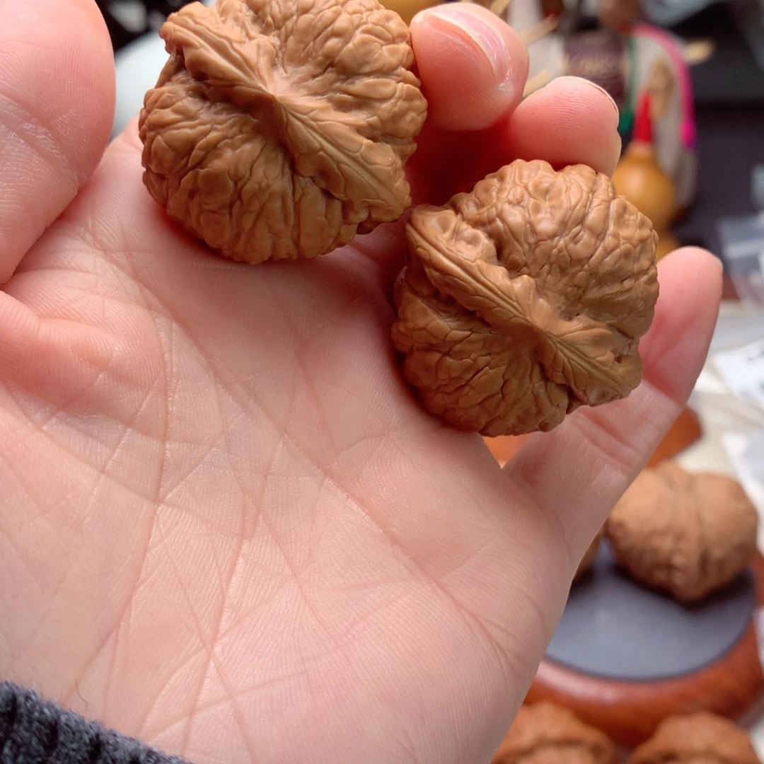 文玩核桃吊坠用****9夜明珠。  6号