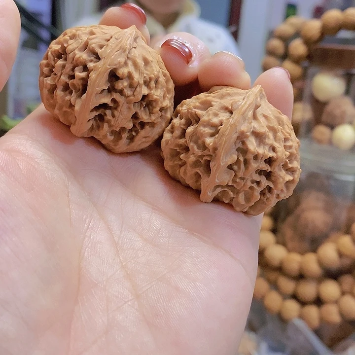 【闪购商品】文玩核桃把件40蓟县元宝蜡皮