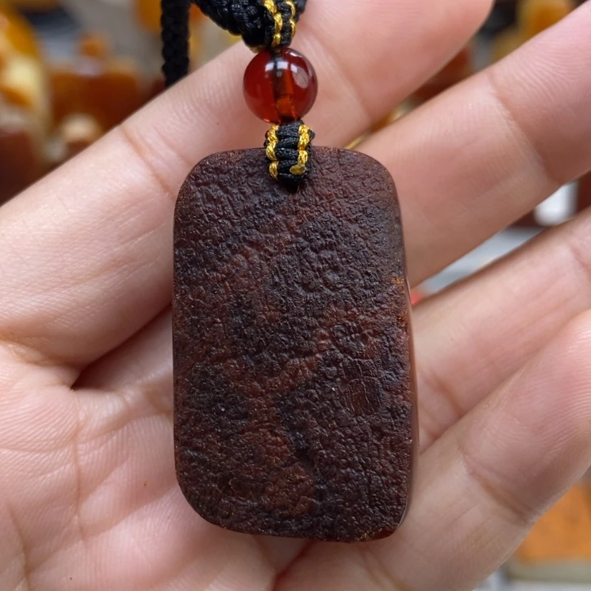 【闪购商品】琥珀颈饰未镶嵌