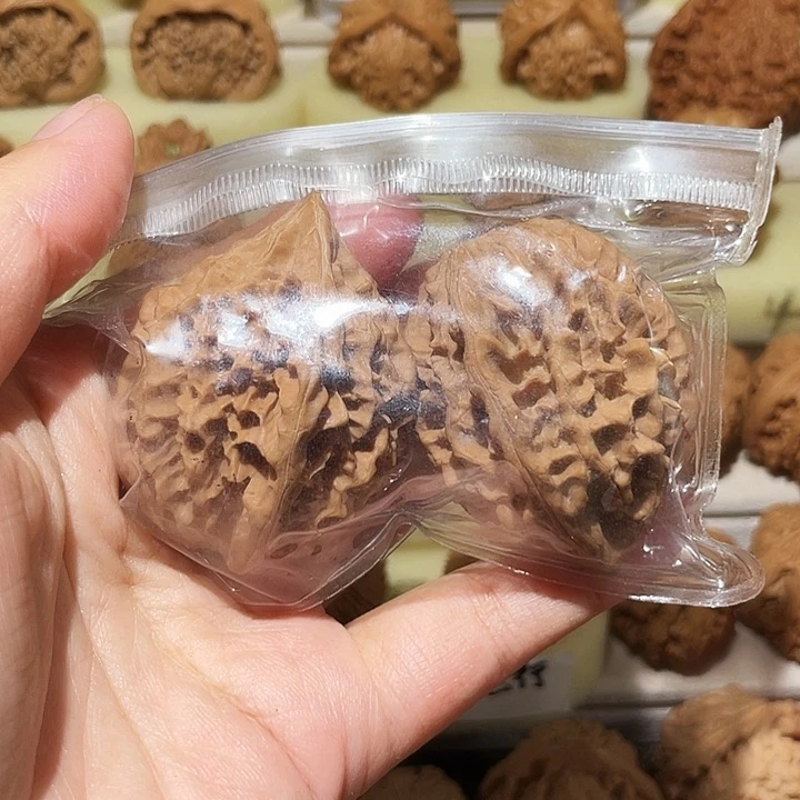 䨻***䨻文玩核桃把件招财鼠