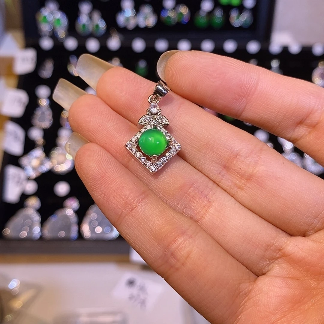 玛瑙/玉髓颈饰合金