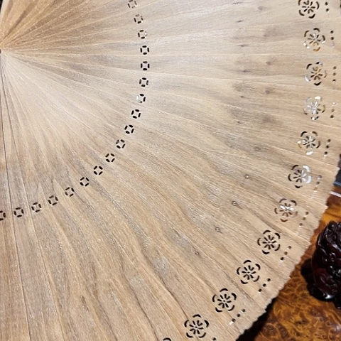 【闪购商品】一**风老山檀香